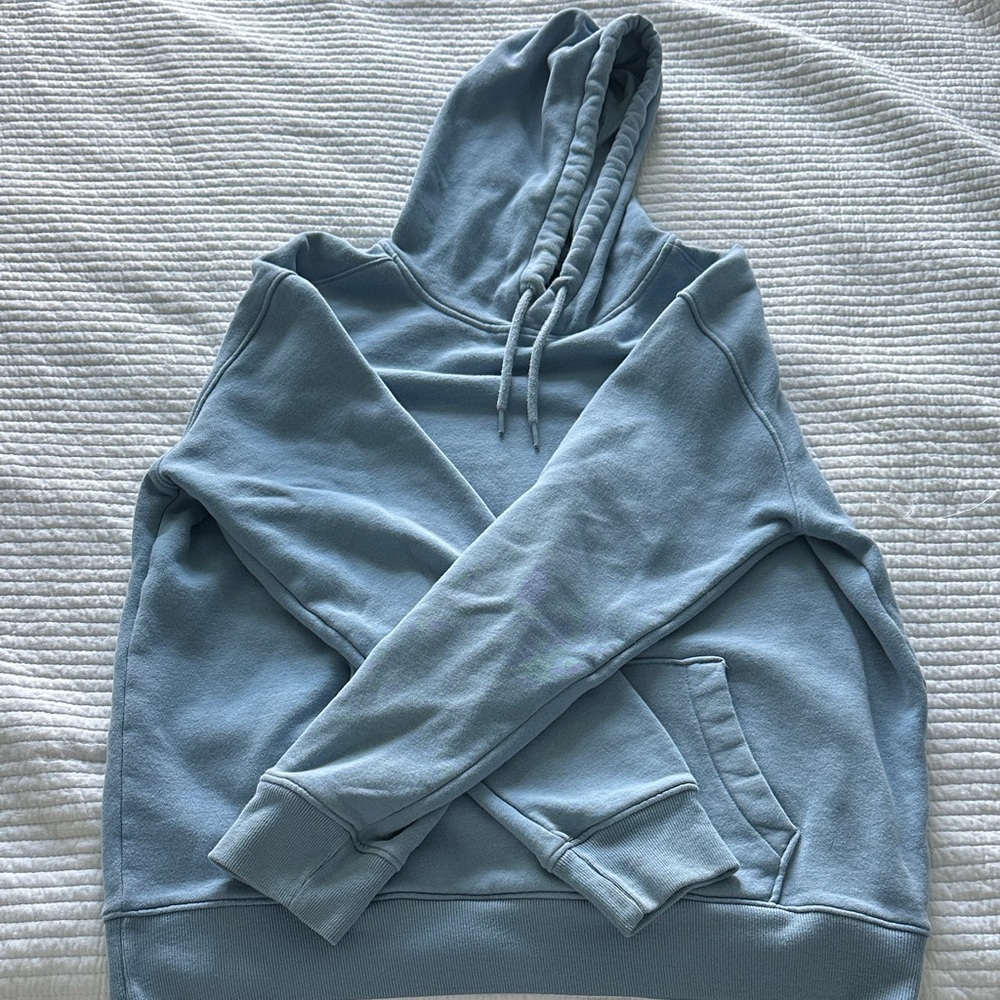 Hollister Men's Sky Blue Hoodie - Picture 4 of 4